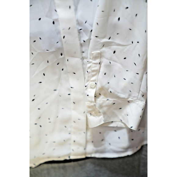 Apt. 9 Essentials White Black Dot Button-Up Blouse XL Long Sleeve Office - Picture 2 of 9